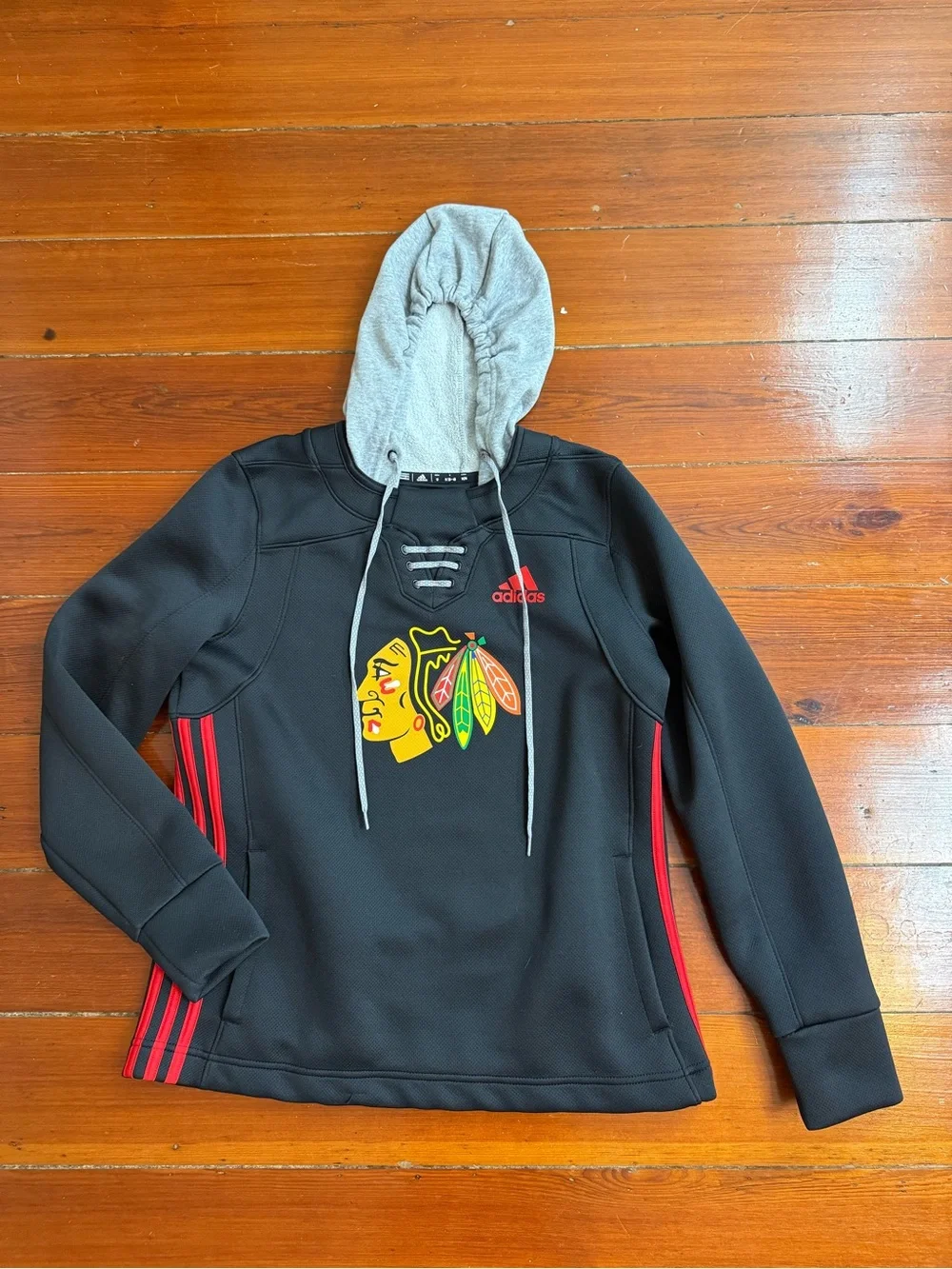 Adidas NHL Chicago Blackhawks Skate Lace Hoodie Sz Med 💛🍄